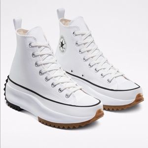 Converse run star hike in white